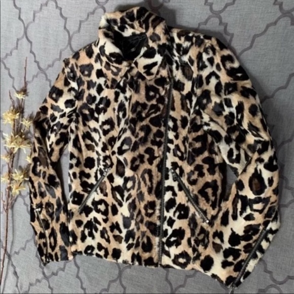 NWT-Wildly Chic Faux Leopard Fur Moto-Style Trina Turk Reprise Jacket (XS/S) - Picture 5 of 13